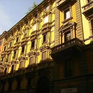  Affittacamere Castaldi House Italia